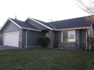 1090 Ironwood Dr, Grants Pass, OR 97526