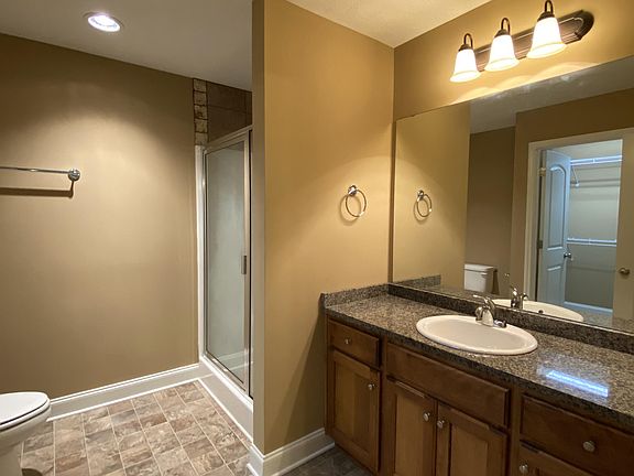 4th image of 261 Walnut Creek Ct