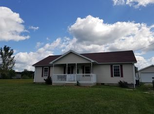 211 Timberline Dr, Vine Grove, KY 40175