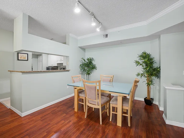3221 Tuscany Way #3221 — Photo 10