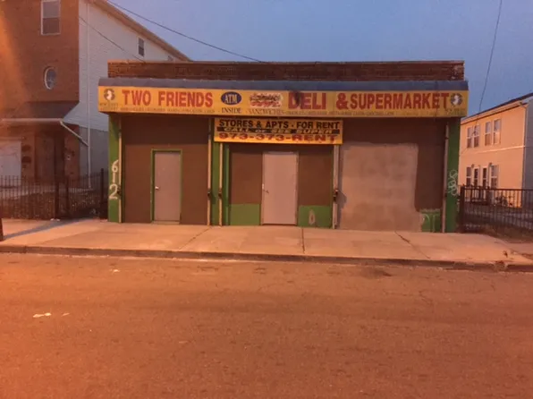 612 South 12th St, Newark, NJ 07103