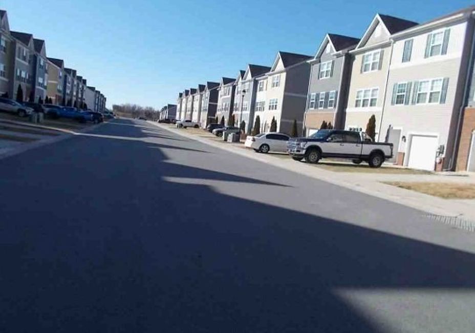 Exterior Neighborhood (street photo)