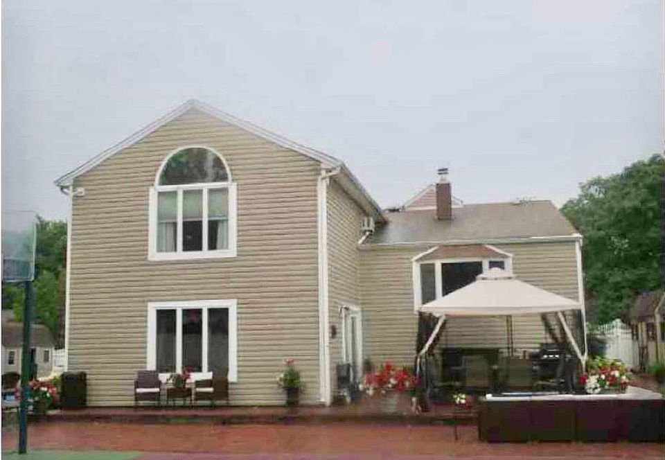 20 Hilltop Dr, Mount Sinai, NY 11766 Zillow