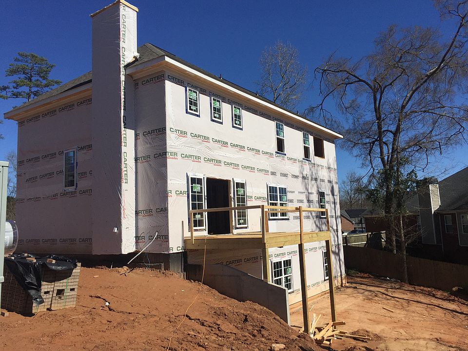 2nd image of 261 Hampton Park Dr