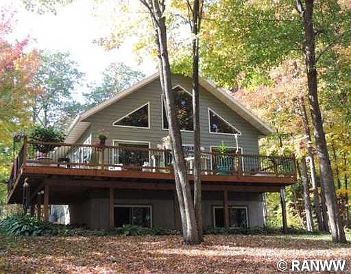 1st image of 9404 Woodlawn Dr