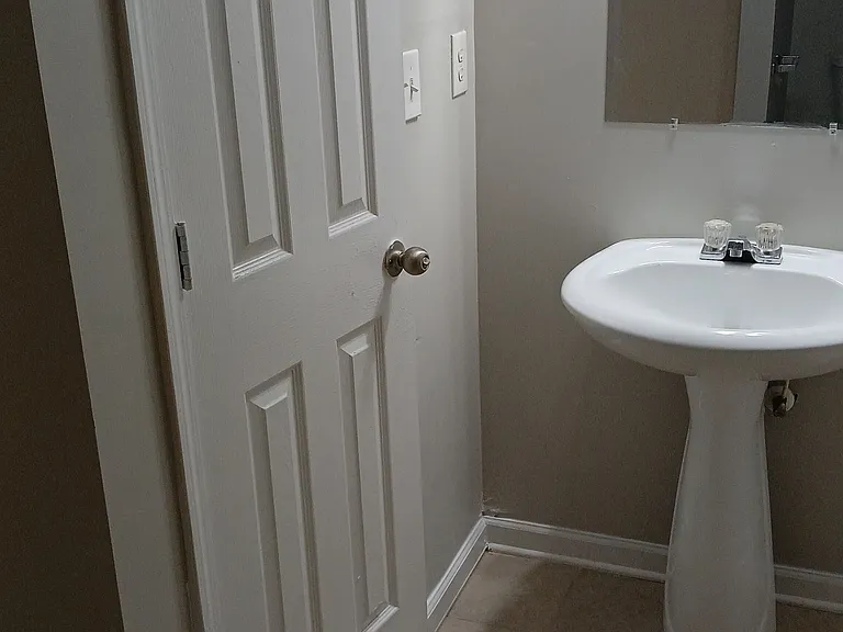 1017 Wheel House Ln #D — Photo 6