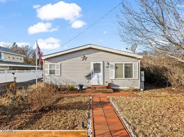 3780 Harrah Rd, Harrah, WA 98933