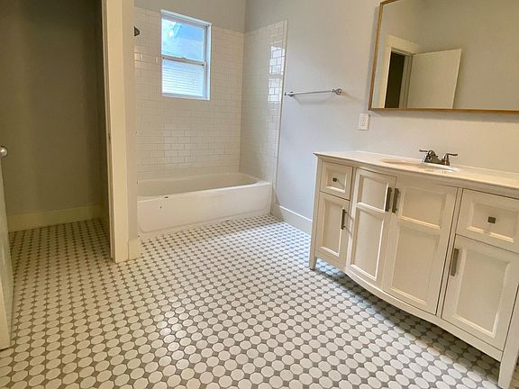 4th image of 603 Parkview Ave