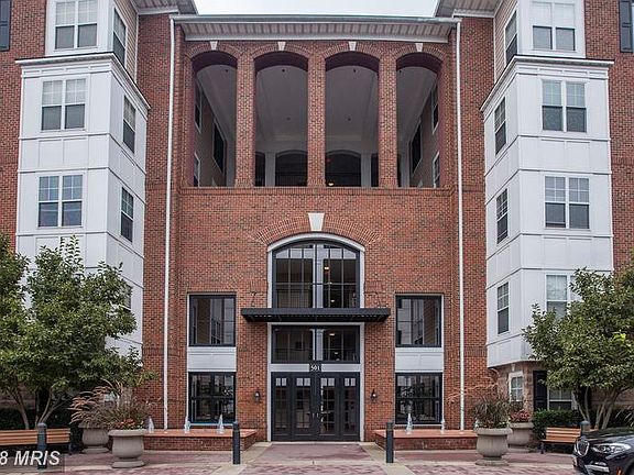 Exterior (Front)