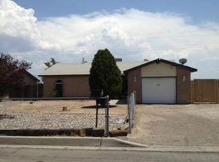 1592 Pine Rd NE, Rio Rancho, NM 87144