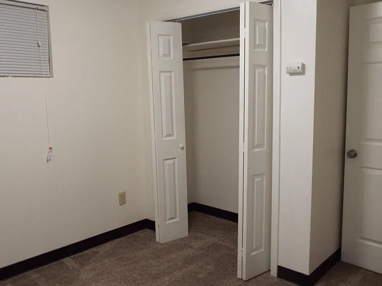 345 Regis Ave #6 — Photo 5