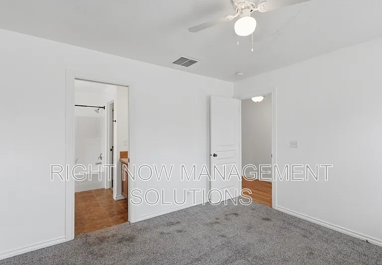 1295 N Blossom Ave — Photo 13