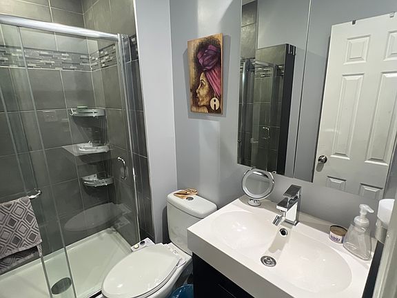 5th image of 13102 Brahms Ter