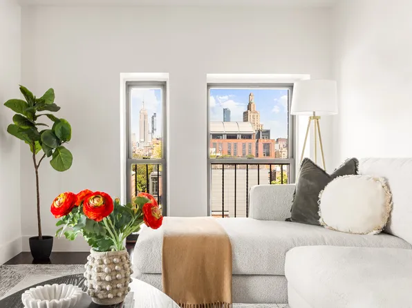 160 Bleecker Street image 1 of 8