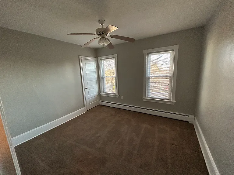 312 Harding Ave — Photo 3