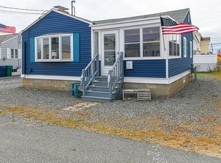 23 Wall St, Hampton, NH 03842