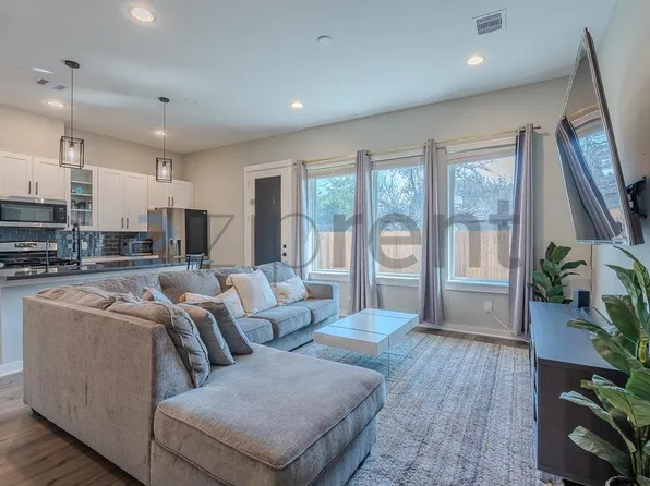 6706 Parker Grove Ln, Houston, TX 77076