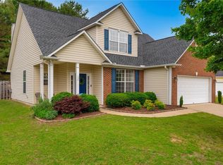 137 Worcester Ln, Easley, SC 29642