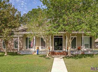 5433 Sophie Anne Dr, Zachary, LA 70791