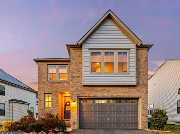 42420 Abney Wood Dr, Chantilly, VA 20152