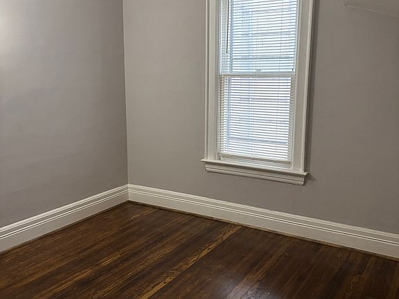 3rd image of 192 Baynes St #1