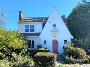 3 Crescent St, Shrewsbury, MA 01545