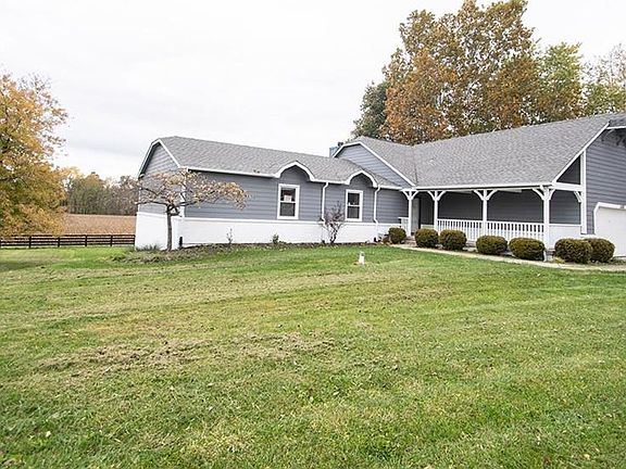 2nd image of 11426 Creekwood Cir