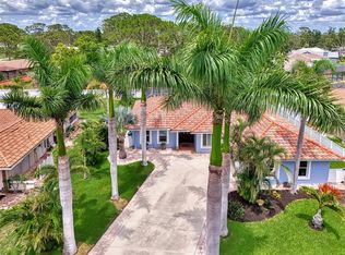 227 Monet Dr, Nokomis, FL 34275
