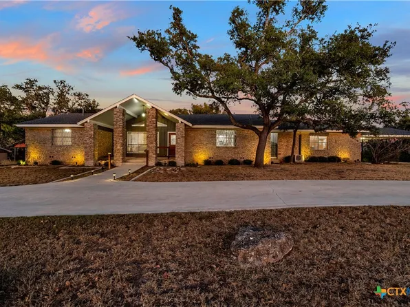 1103 S Willis St, Lampasas, TX 76550