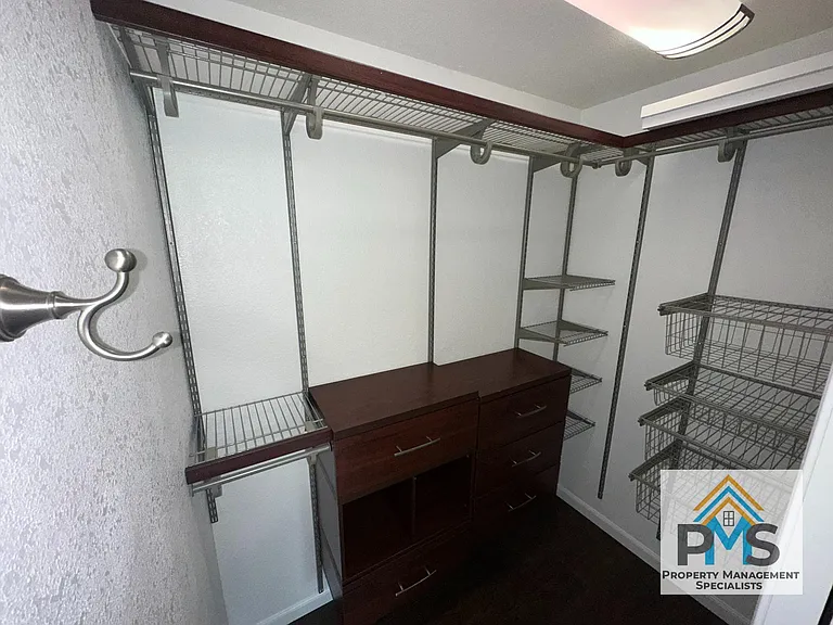 6304 Citadel Ln — Photo 24