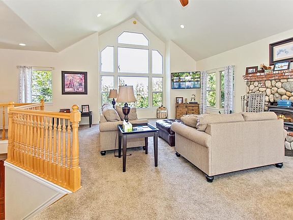 3rd image of 849 Bishorn Dr