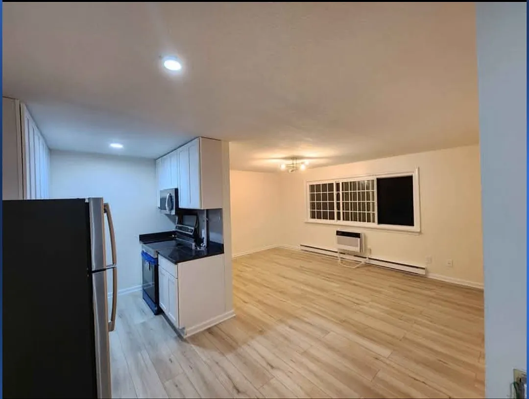 1 bed, 626 sqft, $1,700 — Photo 2