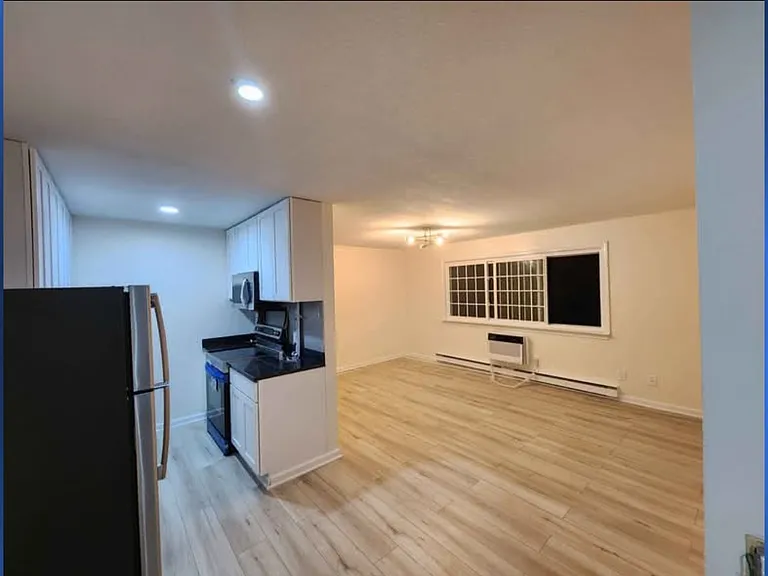 201 Bretton St #C10 — Photo 2