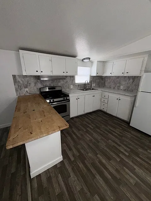 3 bed, 1000 sqft, $1,250 — Photo 3