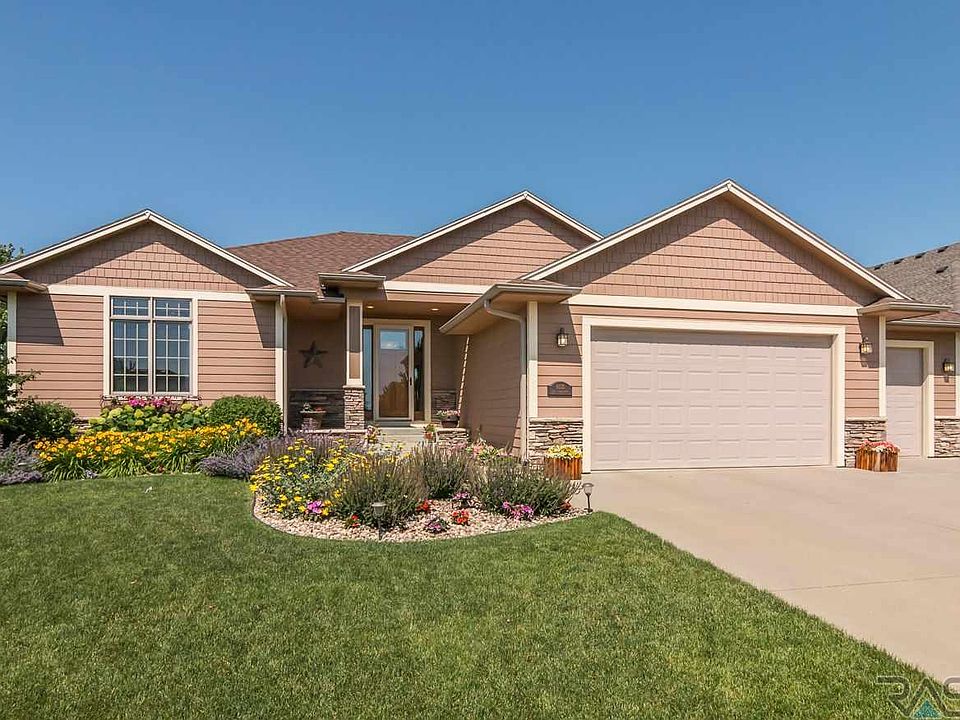 1st image of 8105 S Grass Creek Dr
