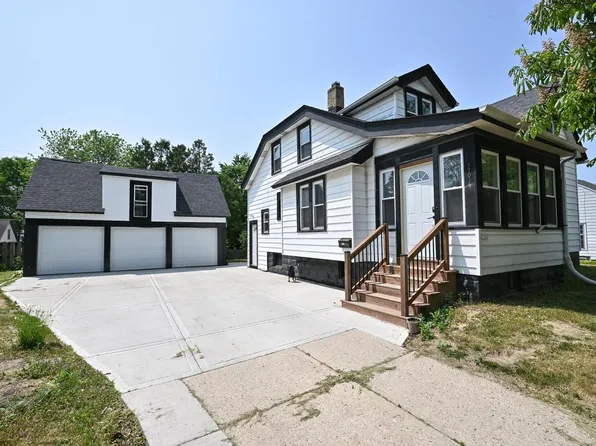 7701 West Clarke STREET, Wauwatosa, WI 53213