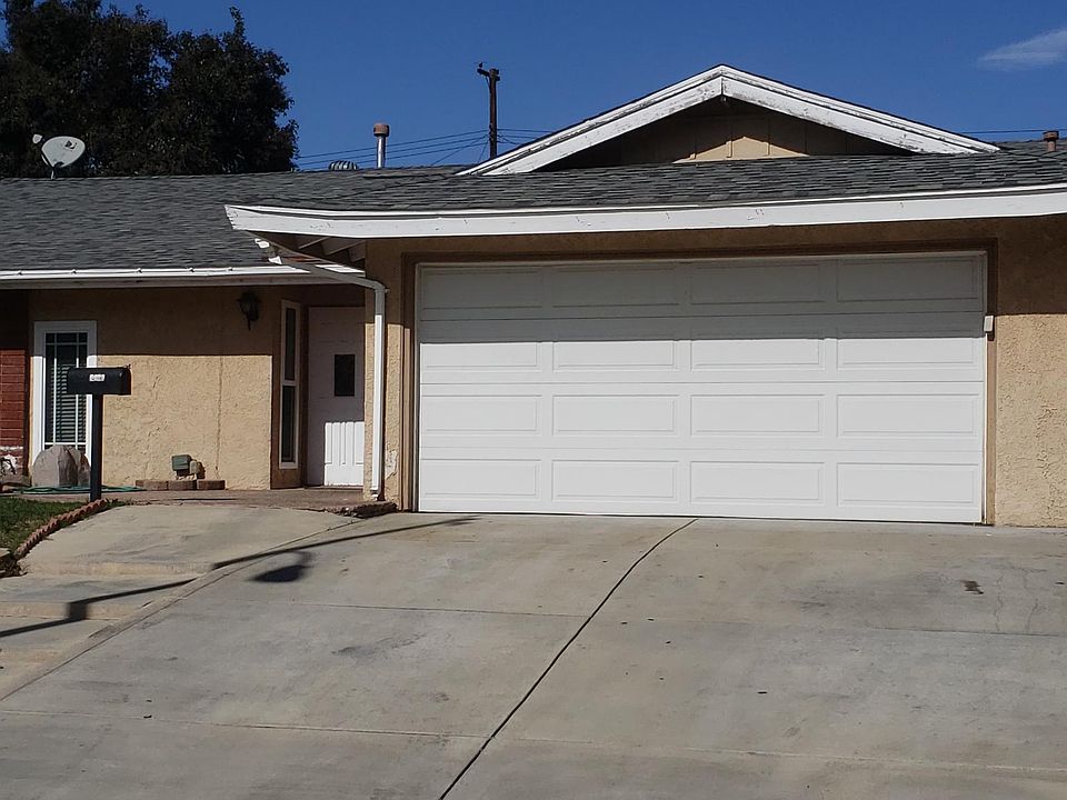 1st image of 3635 S Morganfield Ave
