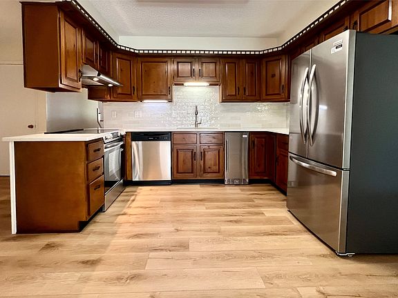4th image of 2711 64th St