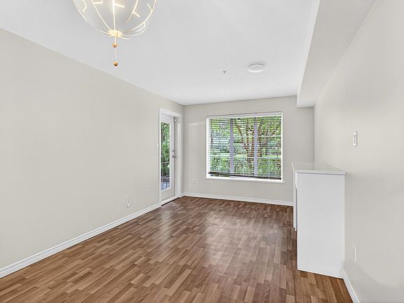 4th image of 14859 100th Ave #105