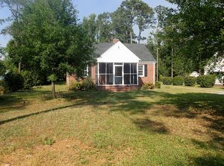 315 Pine Grove Dr, Wilmington, NC 28409