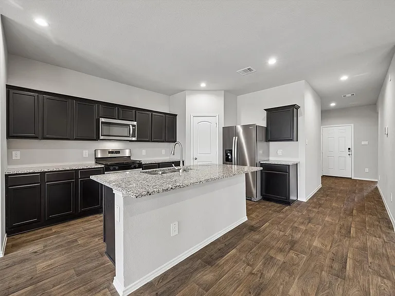 40463 Garden Heights Ln — Photo 13
