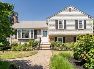 9 Huckleberry Ln, Dennis Port, MA 02639