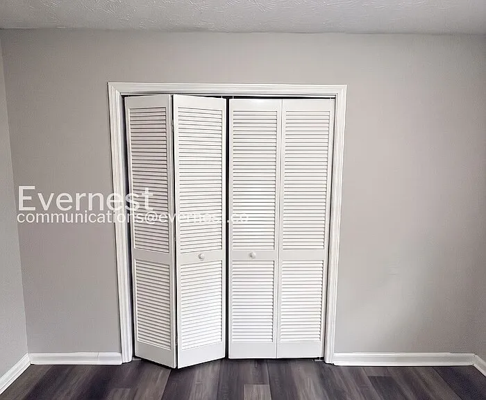 596 Crestmont Ct — Photo 10