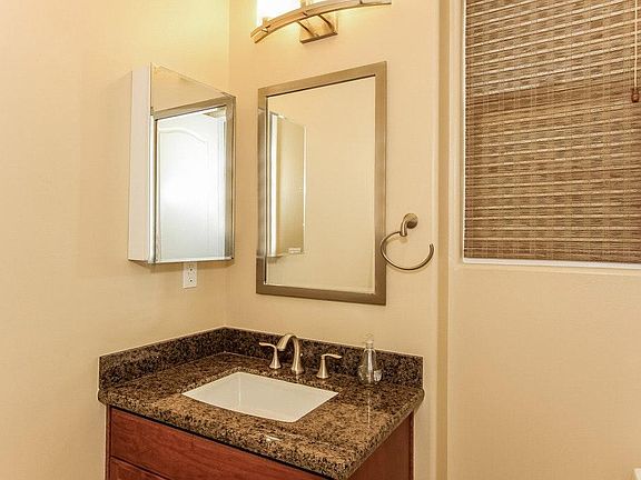 5th image of 14424 Dickens St APT 9