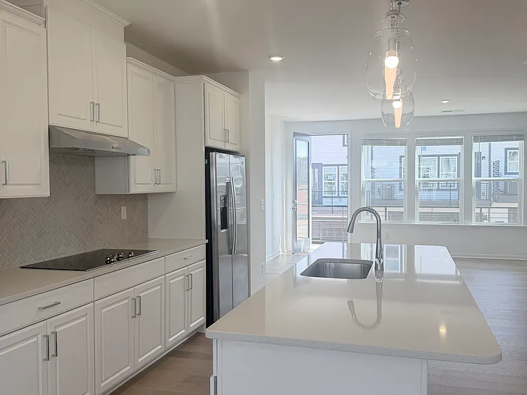 3009 Rexton Ln — Photo 7