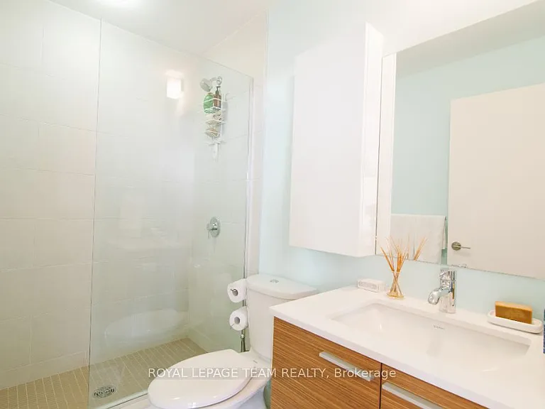 349 McLeod St #627 — Photo 11
