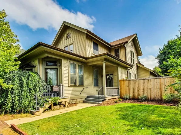 220 Center St, Naperville, IL 60540