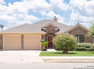 950 Oak Park, Schertz, TX 78154