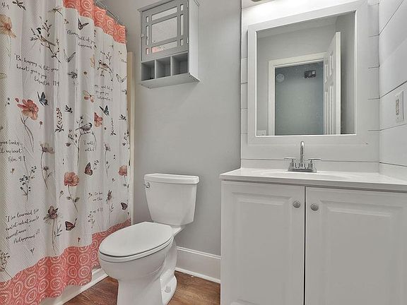2nd image of 2348 Planters Cove Dr