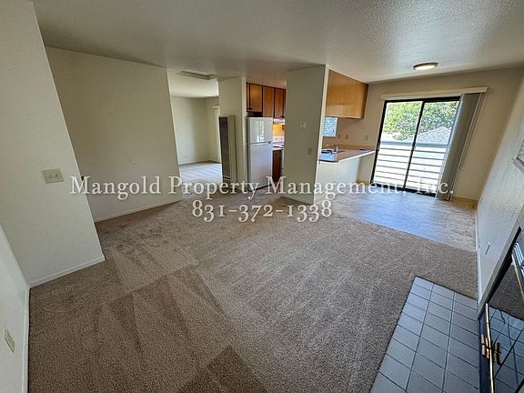 4th image of 460 Ramona Ave #3